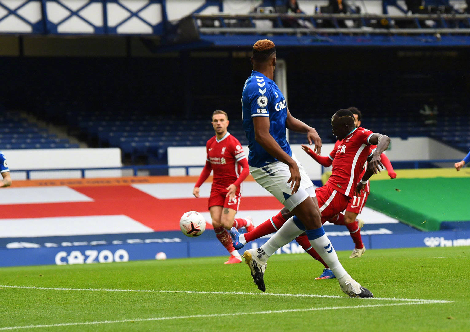 比较与争论 比较与争论